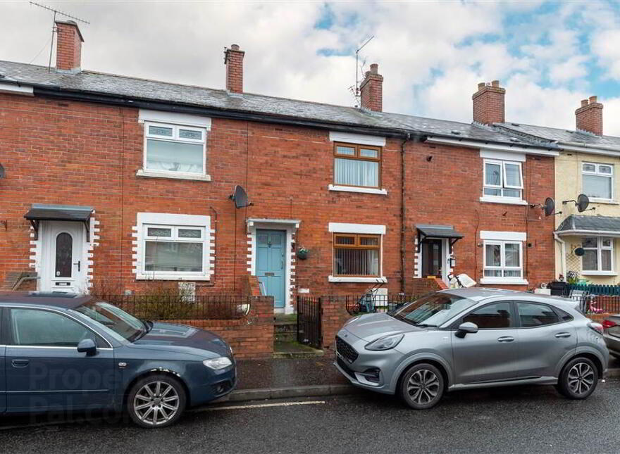 35 Brittons Drive, Belfast, BT12 7PL photo