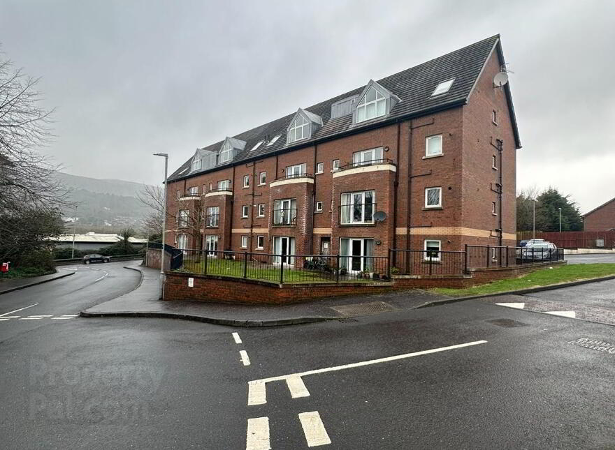 18 Glenmount Manor, Newtownabbey, BT36 7RH photo