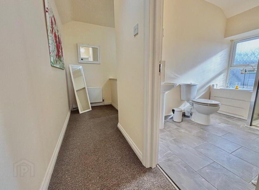 Apt 3, 52 Eglinton Street, Portrush, BT56 8DY