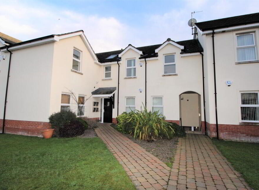 7 Loughshore Courtyard, Newtownabbey, BT37 0ZS photo