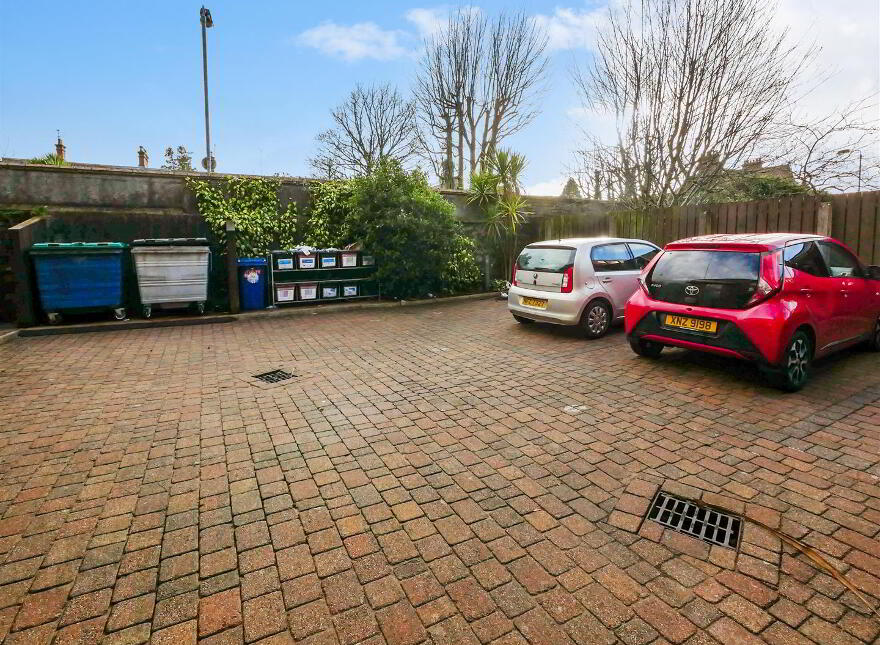 Apt 1 Carolan Place, 45 Rossmore Drive, Ormeau Road, Belfast, BT7 3LA