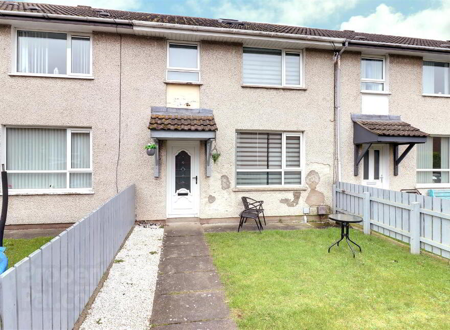 27 Shackleton Walk, Newtownards, BT23 4RE photo