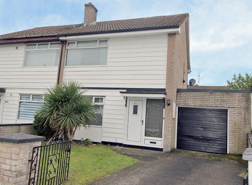 222 Greenacres, Avenue Road, Dundalk, A91R3W8 photo