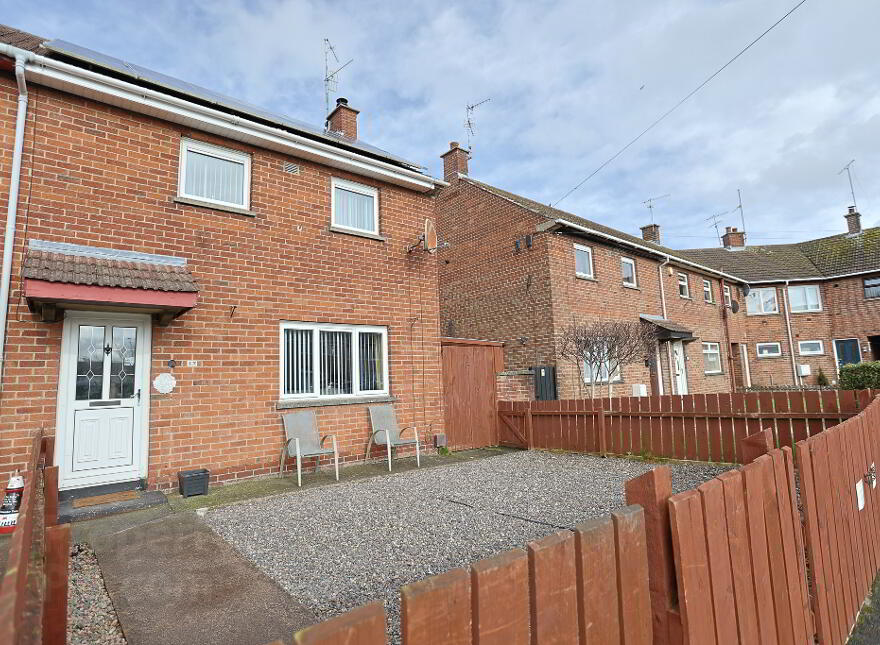 17 Oakwood Place, Portadown, Craigavon, BT62 3HN photo