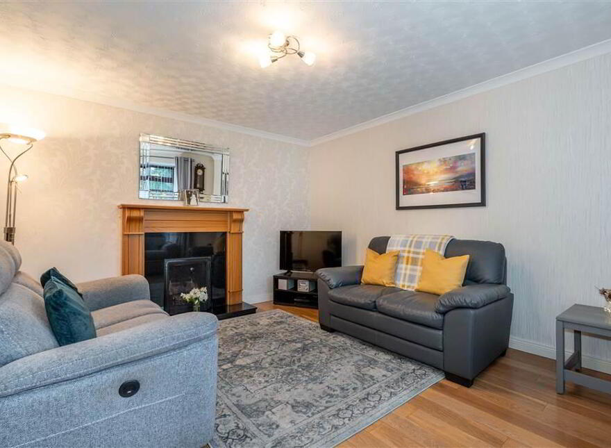30 Glenburn Manor, Carrickfergus, BT38 7TX