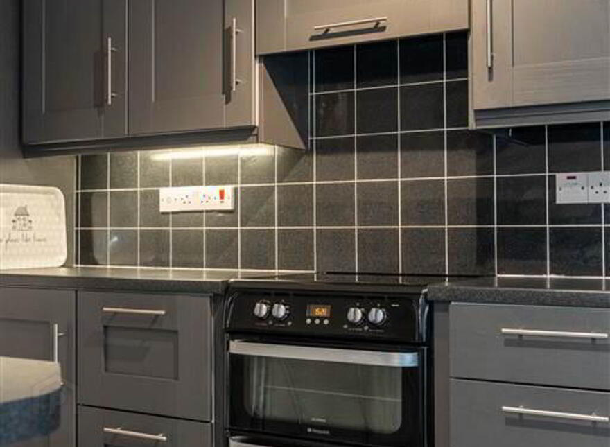 30 Glenburn Manor, Carrickfergus, BT38 7TX