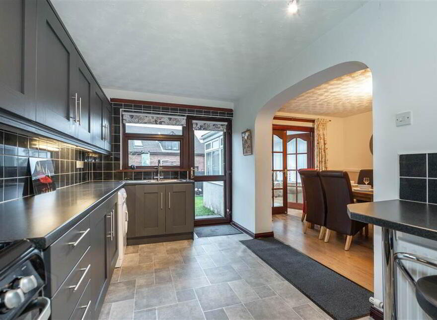 30 Glenburn Manor, Carrickfergus, BT38 7TX