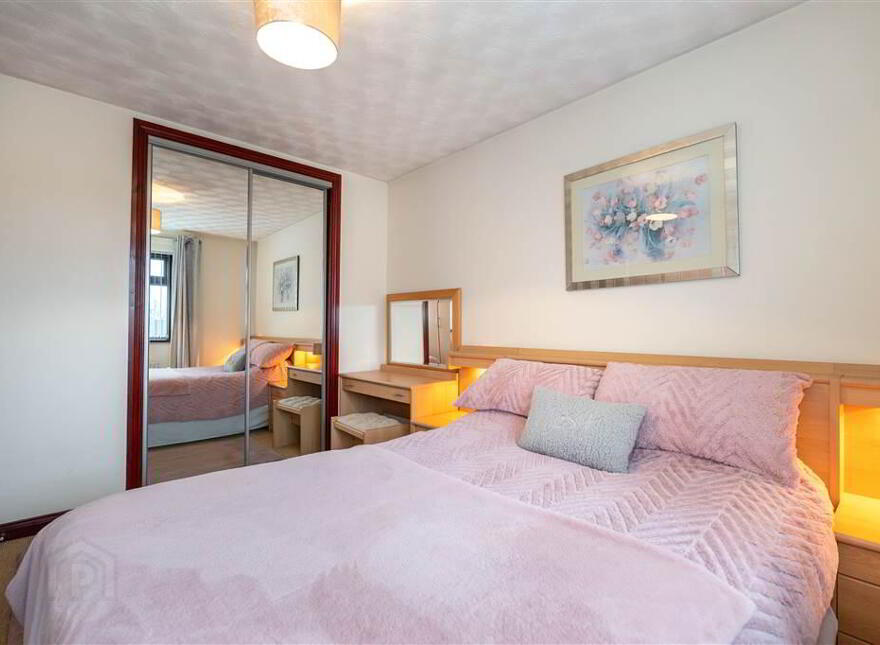 30 Glenburn Manor, Carrickfergus, BT38 7TX