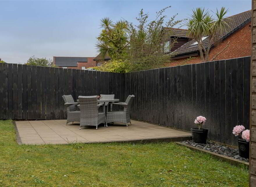30 Glenburn Manor, Carrickfergus, BT38 7TX
