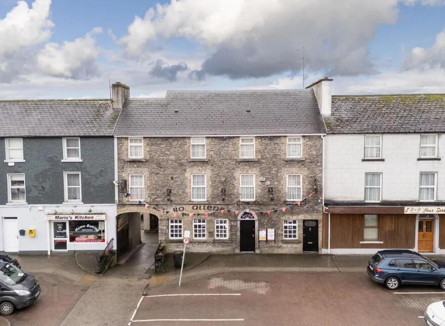 Bo Allens, Main St, Moate, N37N2N3