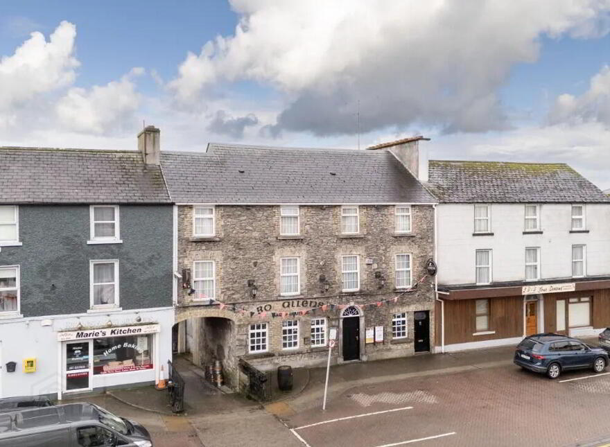 Bo Allens, Main St, Moate, N37N2N3