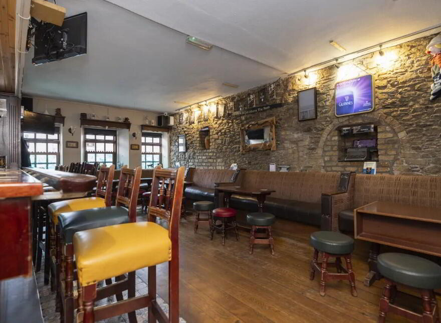 Bo Allens, Main St, Moate, N37N2N3
