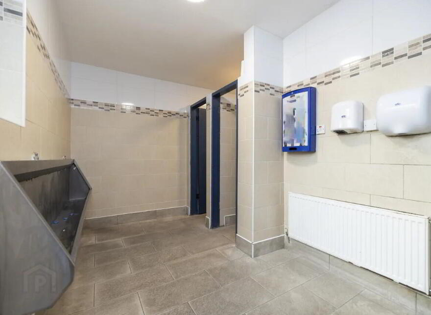 Bo Allens, Main St, Moate, N37N2N3