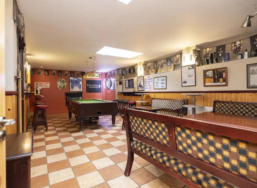 Bo Allens, Main St, Moate, N37N2N3