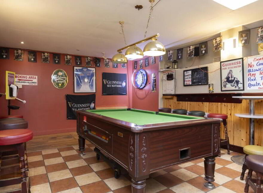 Bo Allens, Main St, Moate, N37N2N3