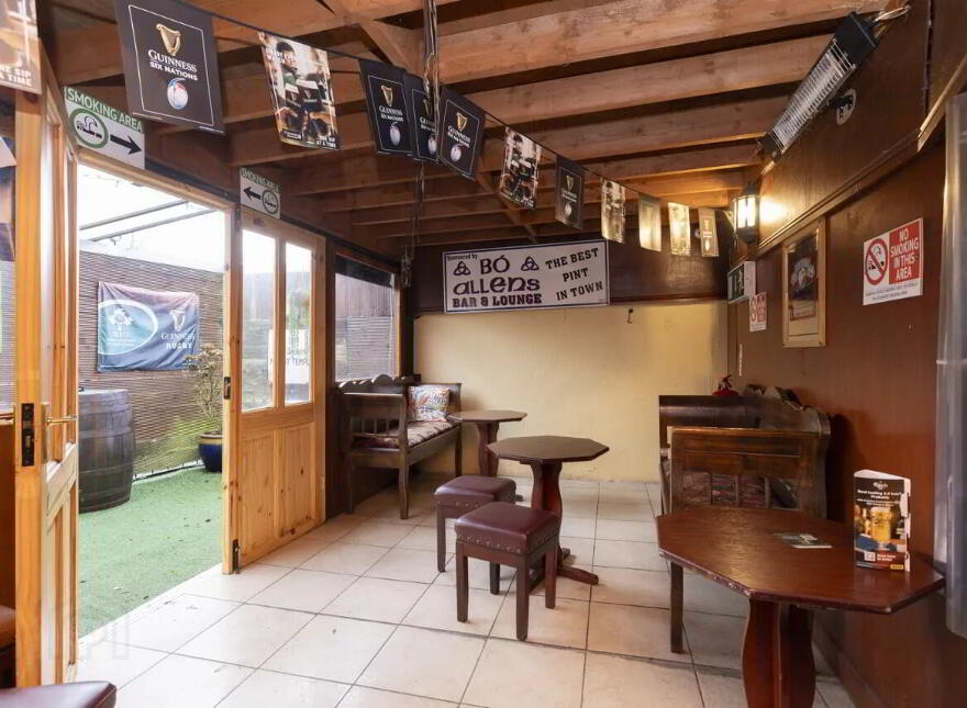 Bo Allens, Main St, Moate, N37N2N3