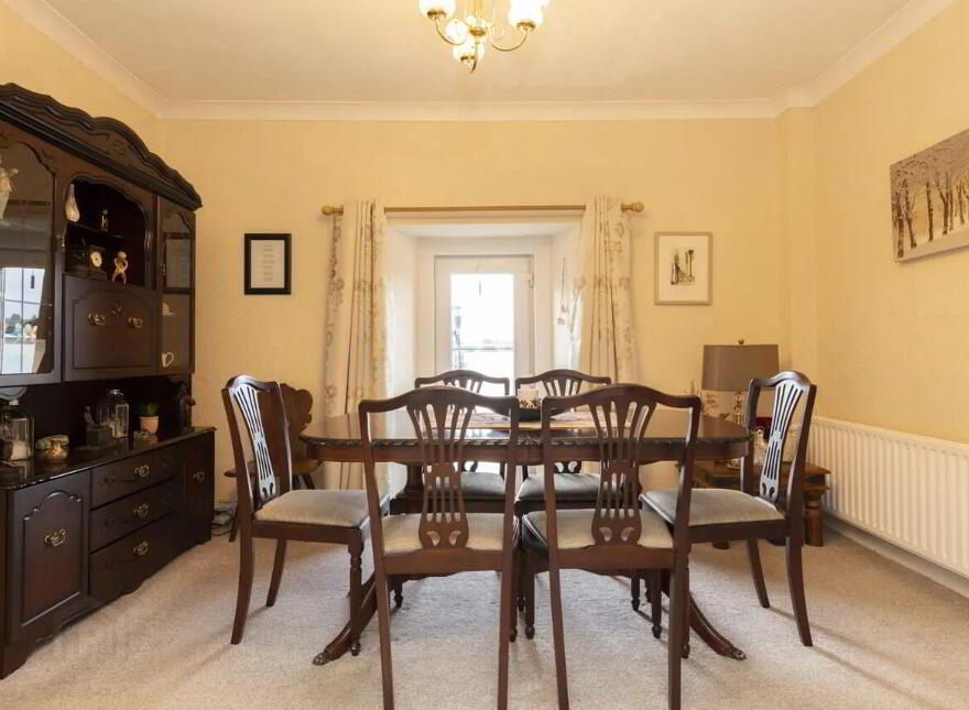 Bo Allens, Main St, Moate, N37N2N3