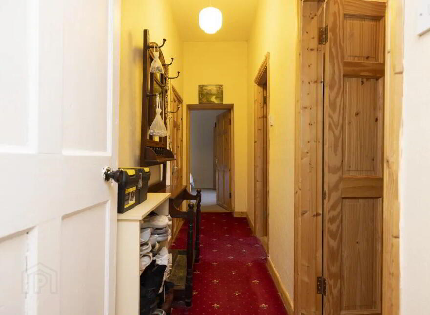 Bo Allens, Main St, Moate, N37N2N3