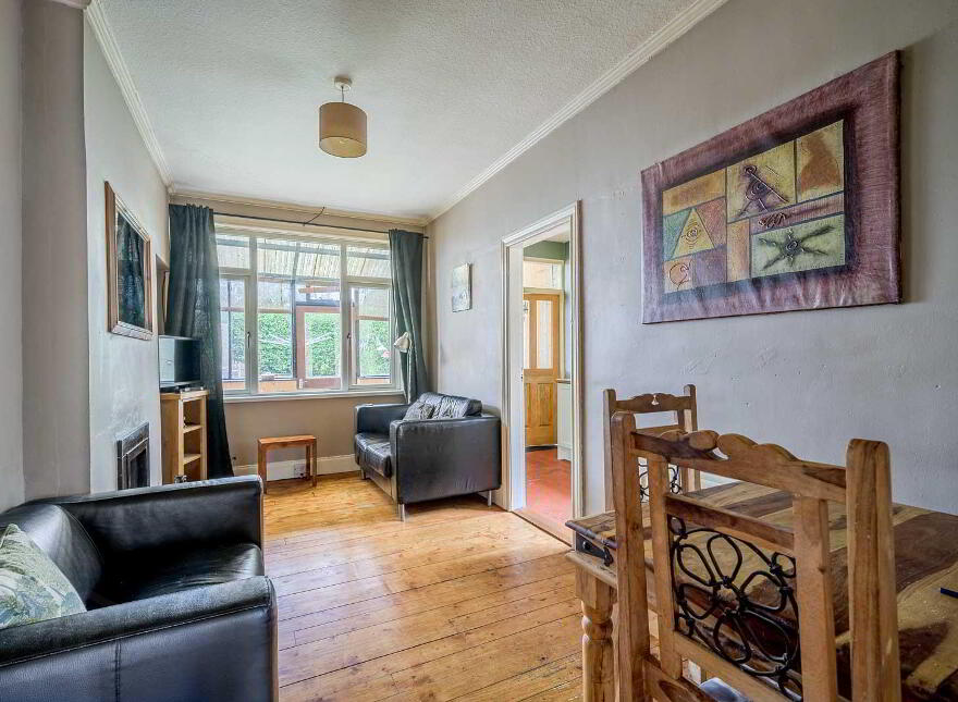 1 Loopland Crescent, Belfast, BT6 9EE