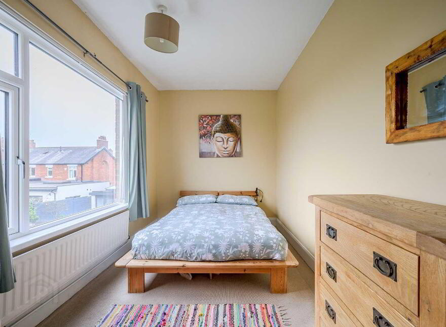 1 Loopland Crescent, Belfast, BT6 9EE