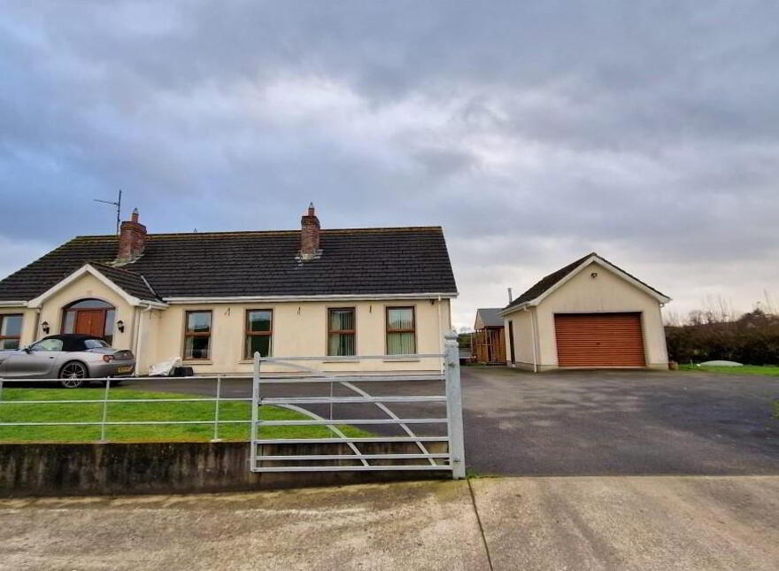 15 Ballysallagh Road, Dromore, BT25 1PD photo