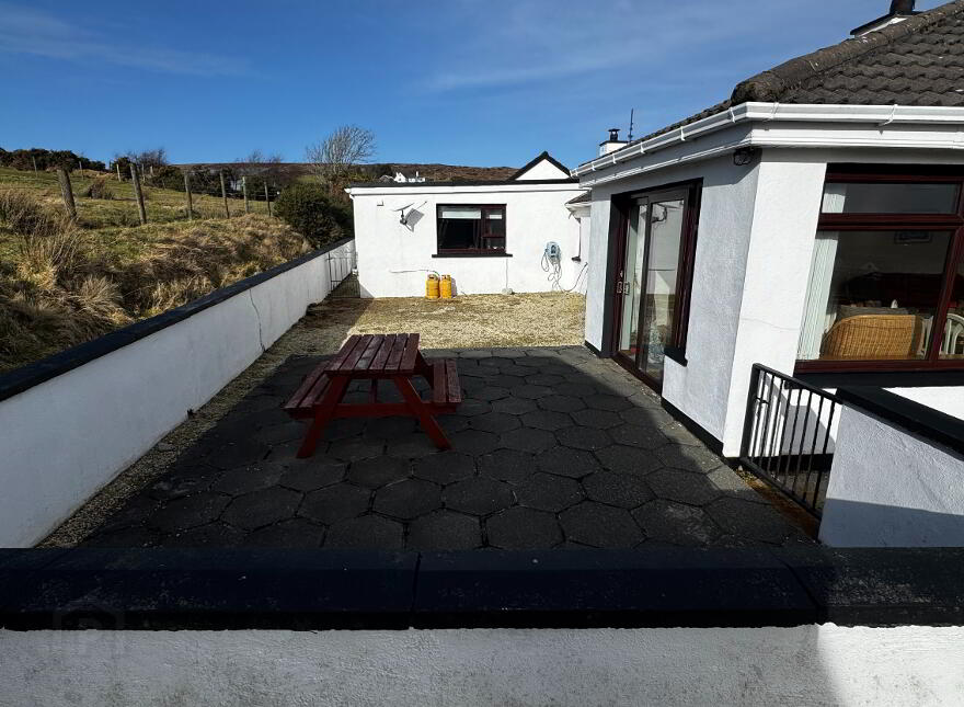 Garrydene Cottage, Meenacharvy, Carrick, F94N2P8
