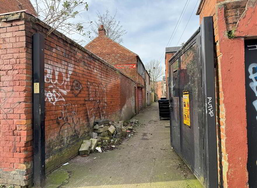 98a University Avenue, Belfast, BT7 1GY