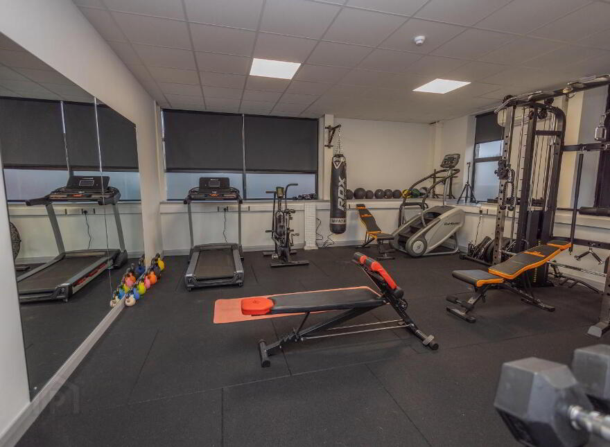 15 Pilots View, Heron Road, Sydenham Business Park, Belfast, BT3 9LE