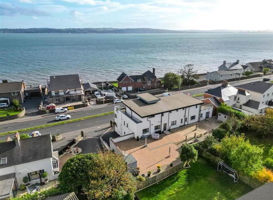 Apt 3, 84 Shore Road, Greenisland, Carrickfergus, BT38 8UE