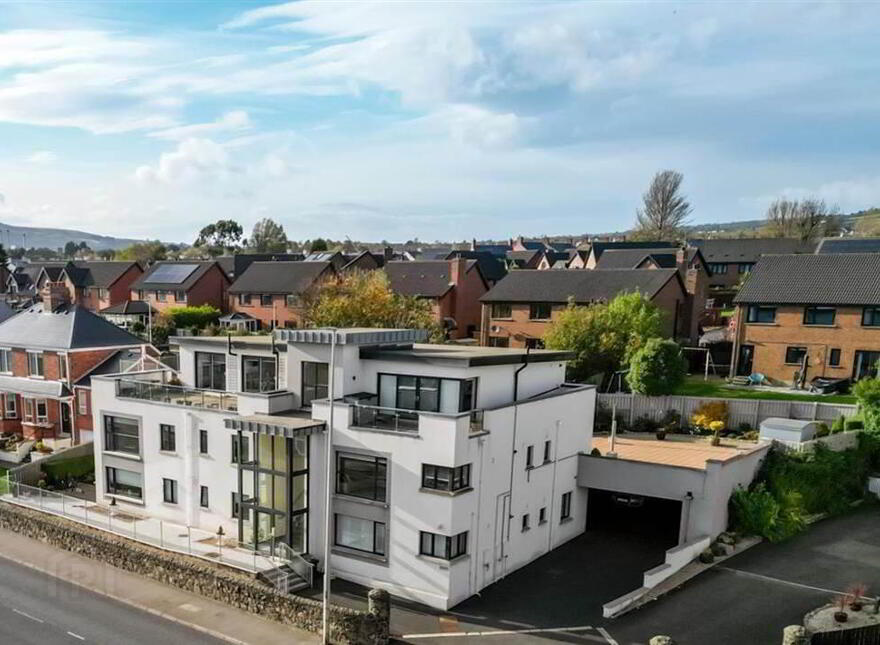 Apt 3, 84 Shore Road, Greenisland, Carrickfergus, BT38 8UE