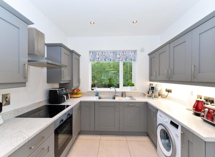 4 Kings Drive, Belfast, BT5 6PS