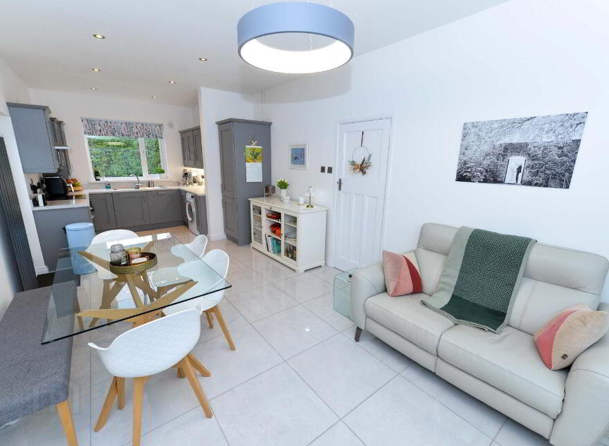 4 Kings Drive, Belfast, BT5 6PS