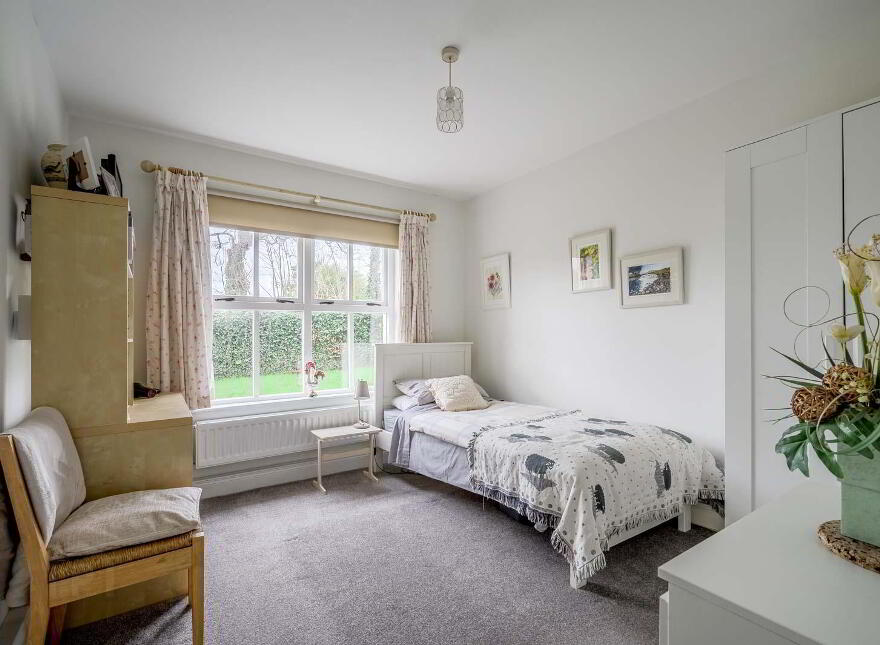 APT 4, Wood Lodge, Croft Road, Holywood, BT18 0QB