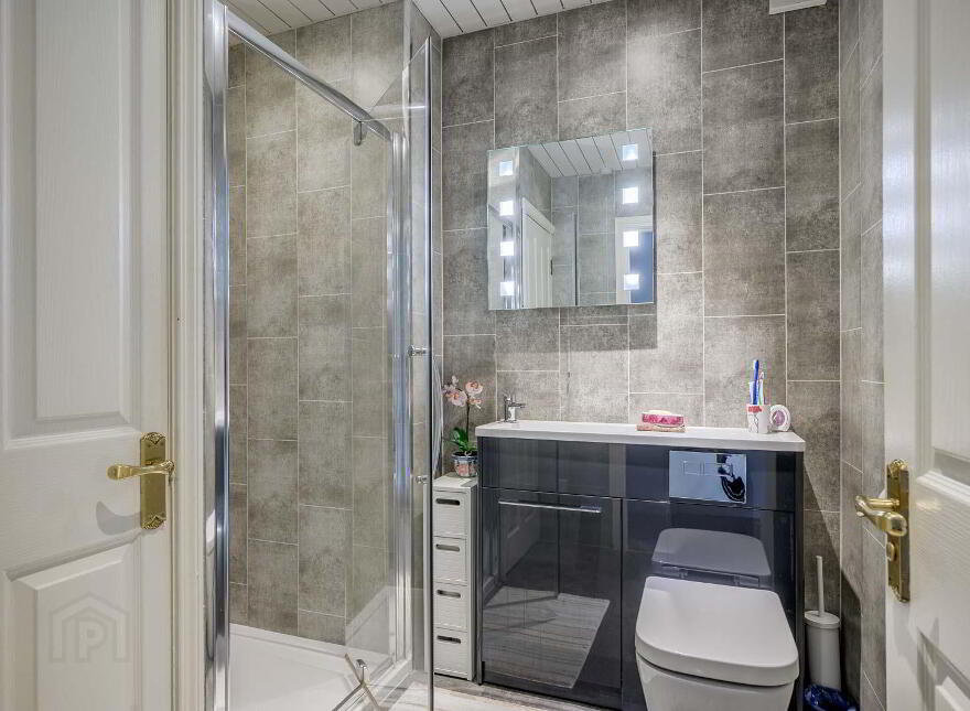 APT 4, Wood Lodge, Croft Road, Holywood, BT18 0QB