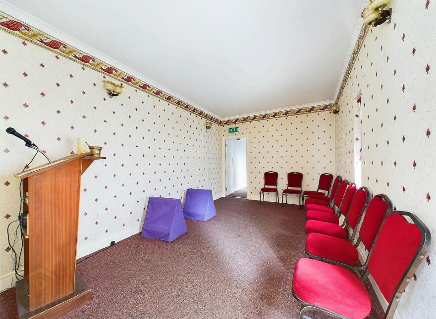 Kickham Street, Carrick-On-Suir, E32PW28