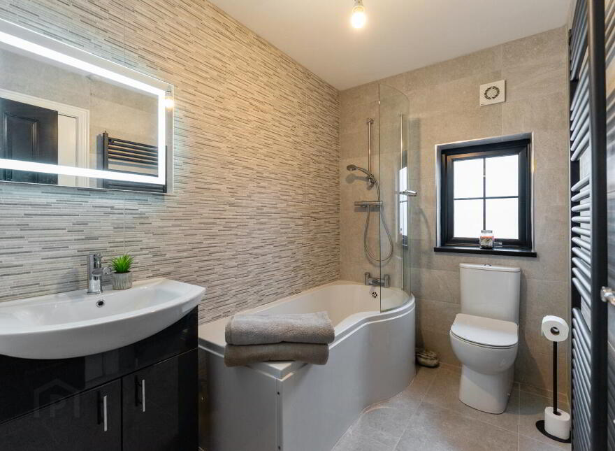 52 Blackrock Lane, Newtownabbey, BT36 4AB