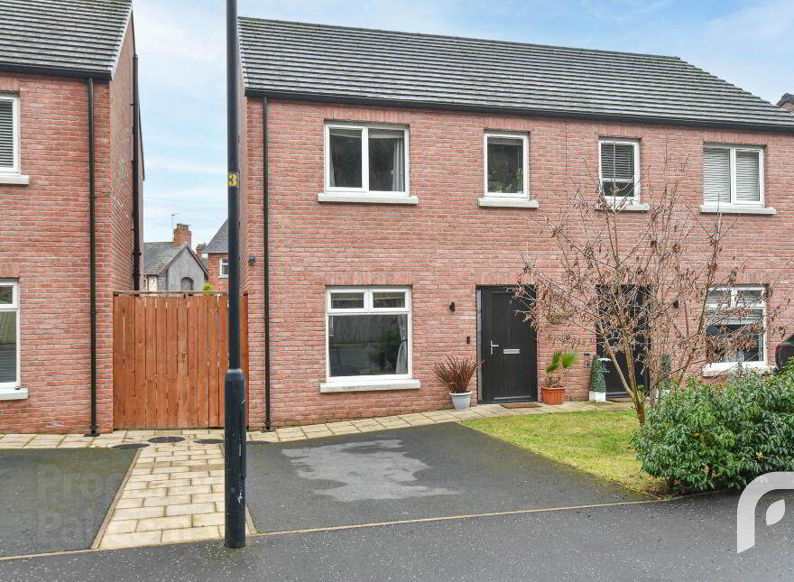 5 Loughside Chase, Belfast, BT15 4JE photo