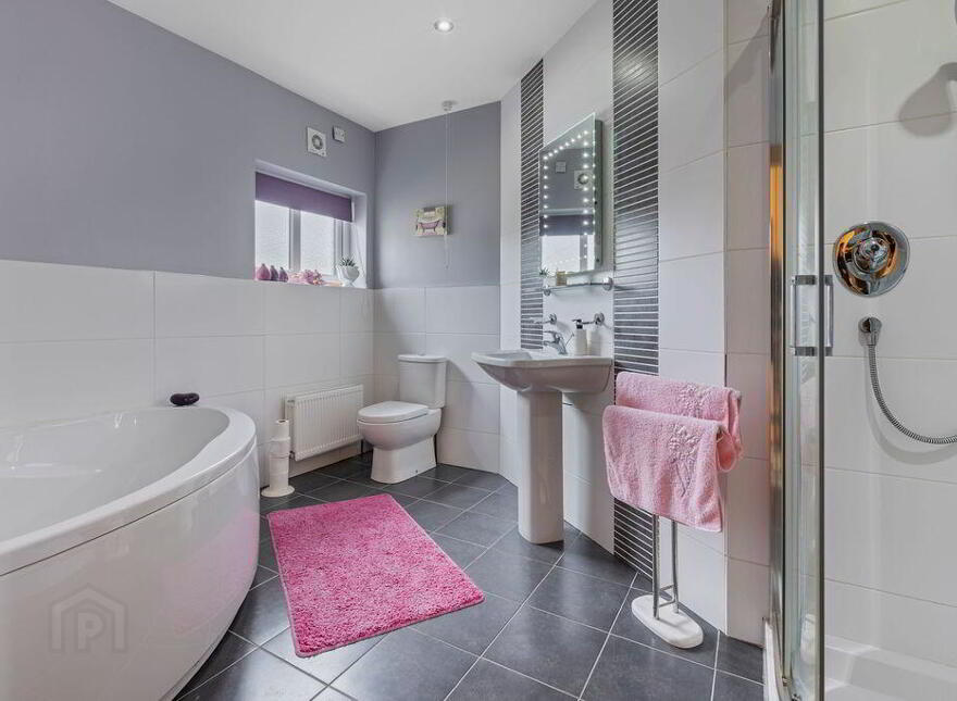 3 Craigahulliar Road, Portrush, Coleraine, BT52 2PL