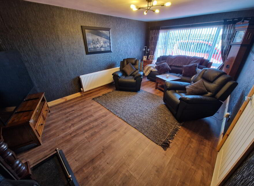 27 Thornhill Road, Antrim, BT41 2LH