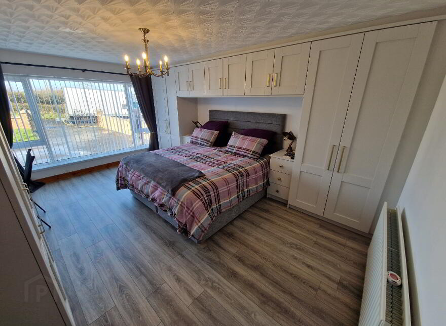 27 Thornhill Road, Antrim, BT41 2LH