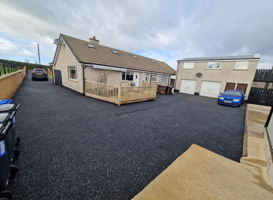 27 Thornhill Road, Antrim, BT41 2LH