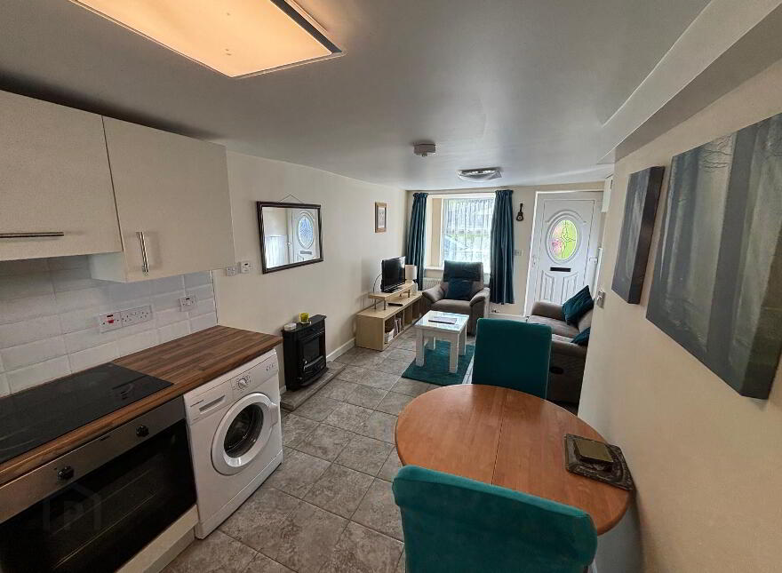 Meetinghouse Street;, Donegal Town, F94K2C3