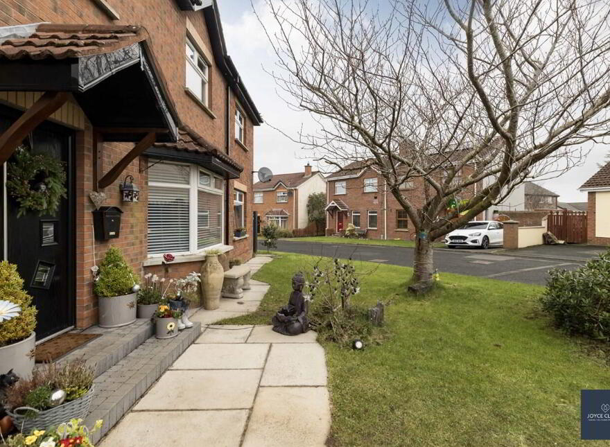 32 Gilpins Manor, Lurgan, BT66 8AG