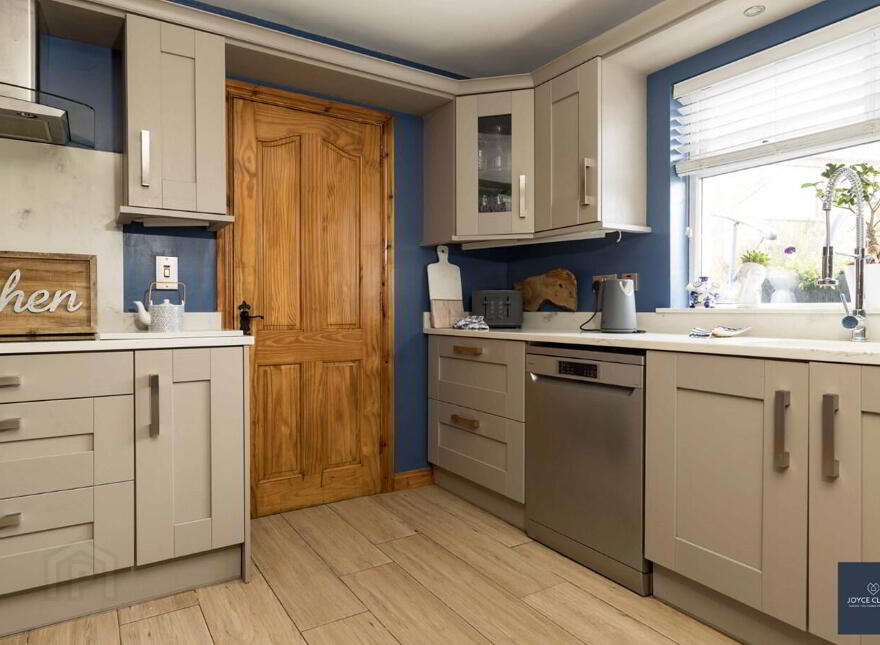 32 Gilpins Manor, Lurgan, BT66 8AG
