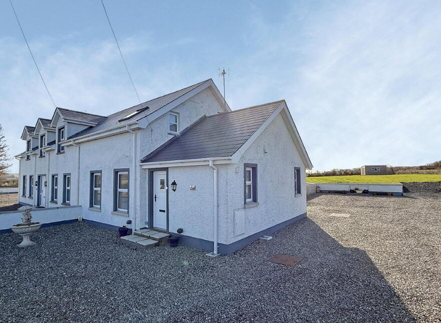 40 Dunluce Road, Portballintrae, Bushmills, BT57 8SH photo