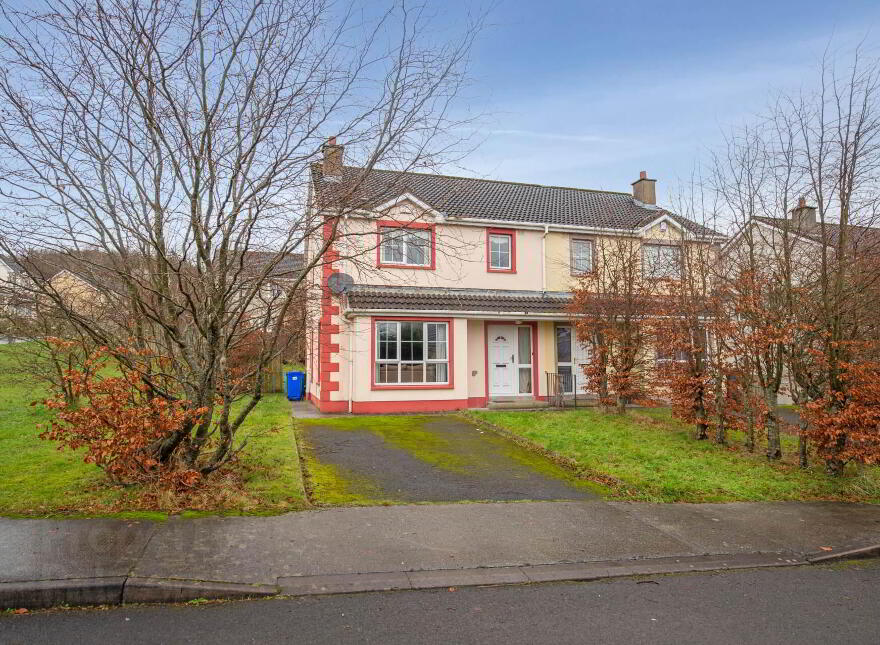 27 Fairgreen Park, Letterkenny, F92D5Y3 photo