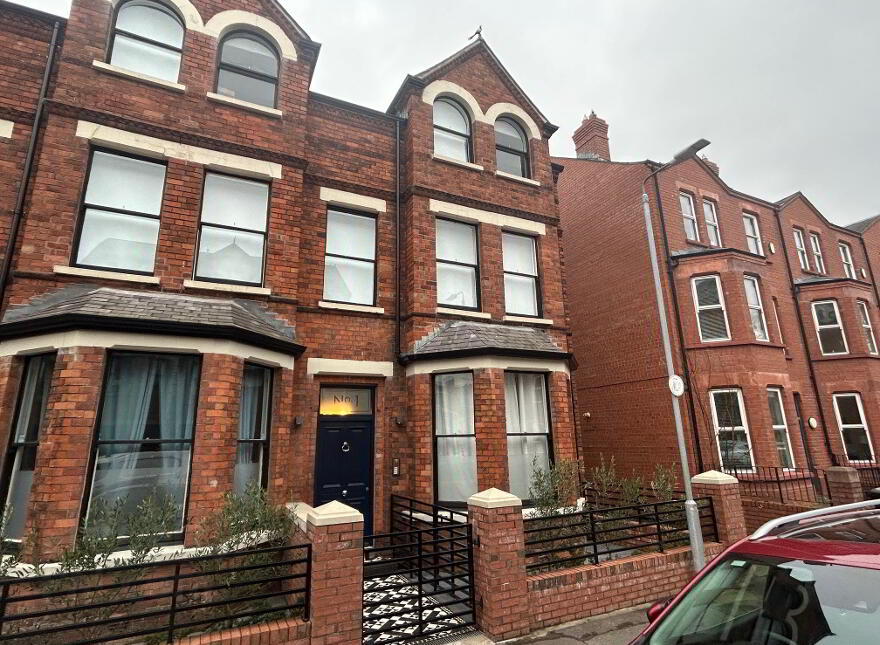 Apt 5, 1 Eglantine Place, Belfast, BT9 6EY photo