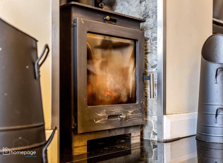 8 Foxhill, Waterside, Derry / Londonderry, BT47 2TN