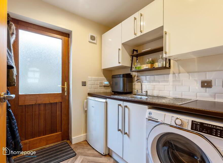 8 Foxhill, Waterside, Derry / Londonderry, BT47 2TN