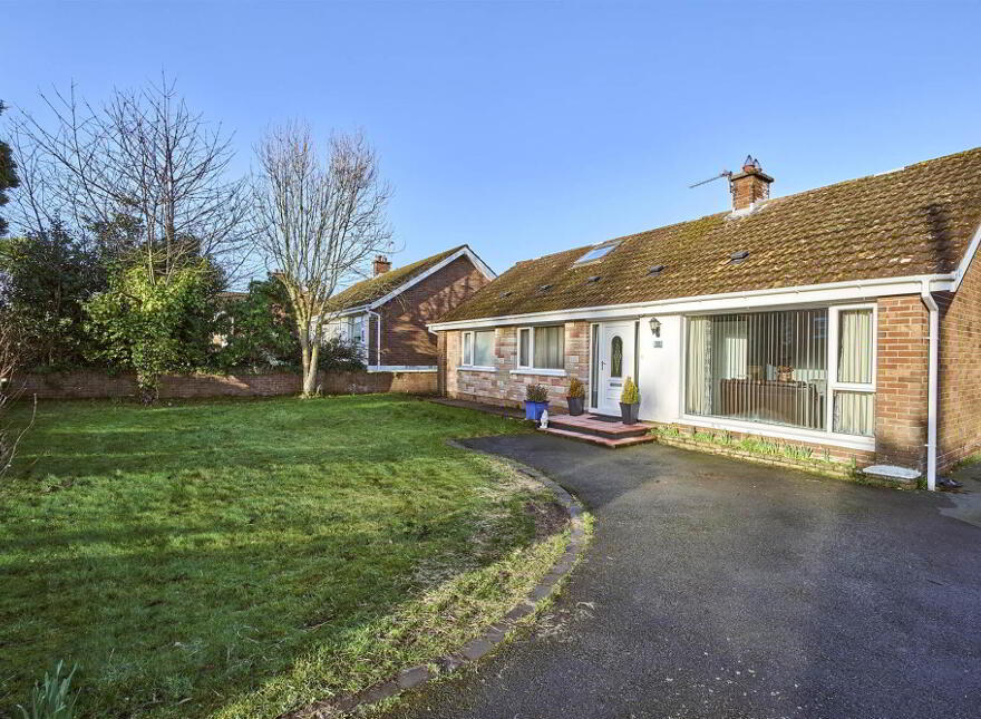 52 Seahill Road, Craigavad, Holywood, BT18 0DJ photo